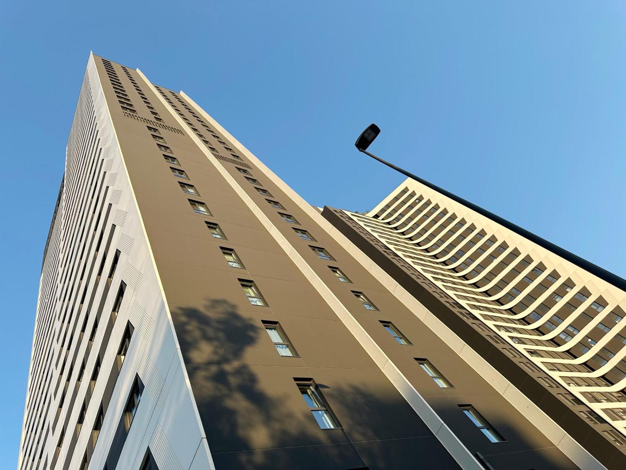 Aq 21 Floor 3 Bed